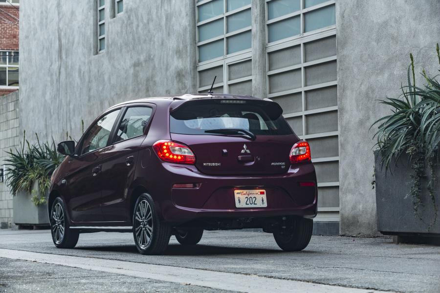  Mitsubishi Mirage GT 2016 года  (NA) (фото 9 из 29)